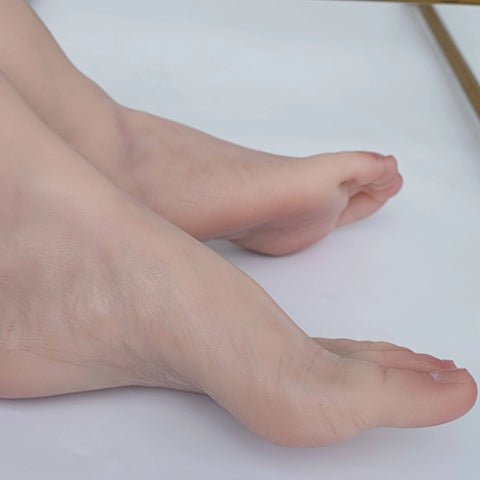 Lisa | Size EU 41 / US 10 | Super Platinum