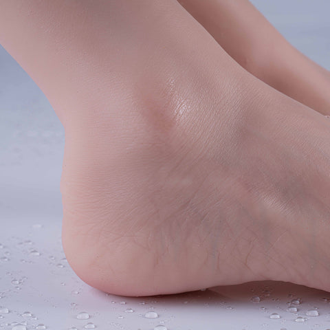 ultra realistic silicone feet, is it realistic enough? - The MousePad